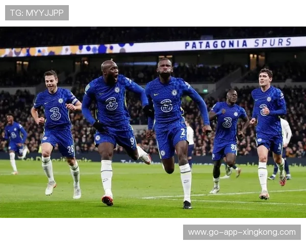 切尔西新动向:引进顶级组织后腰,开启蓝军全新战术篇章